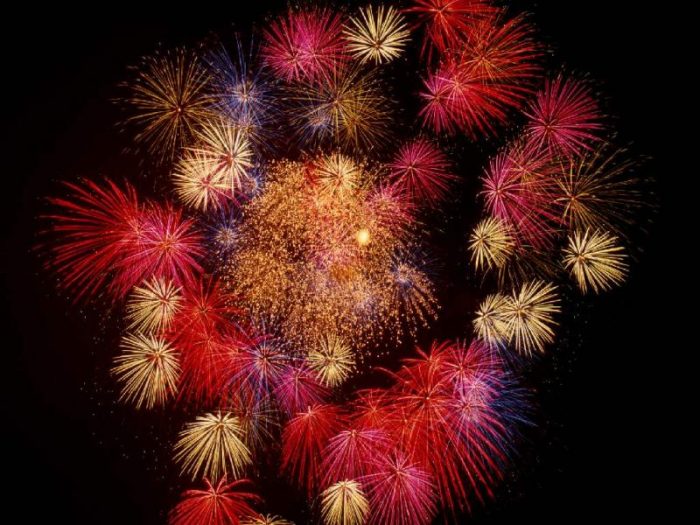 beautiful-fireworks-beautiful-pictures-31842315-800-600